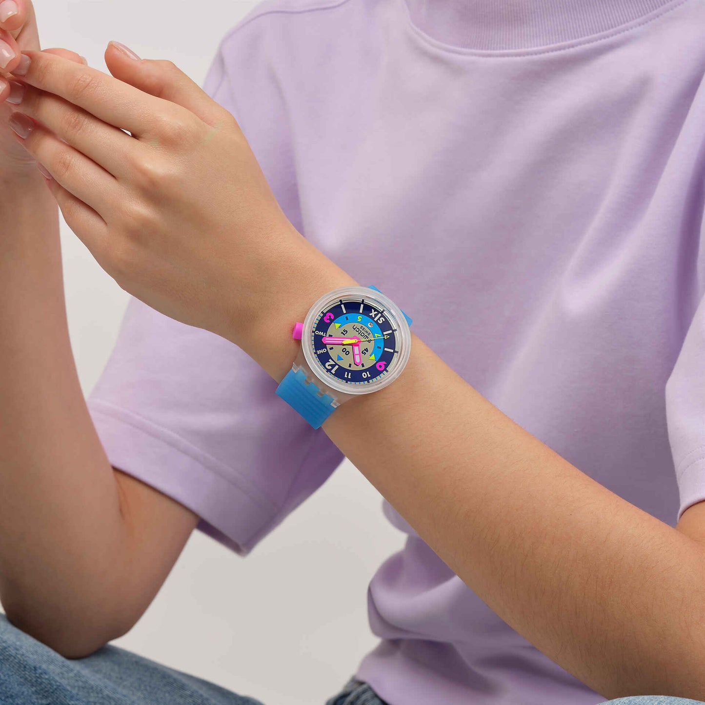 RELOJ SWATCH SB01K400 NEON HIELO