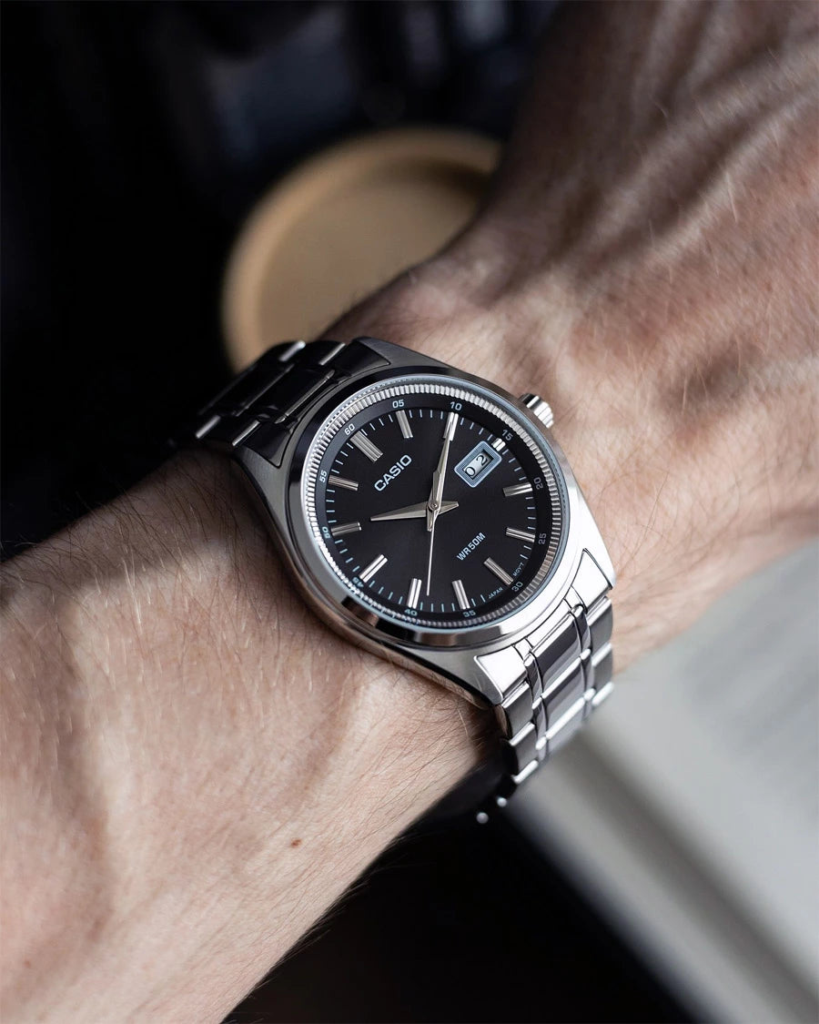 RELOJ CASIO MTP-B180D-1A2 ACERO FONDO NEGRO