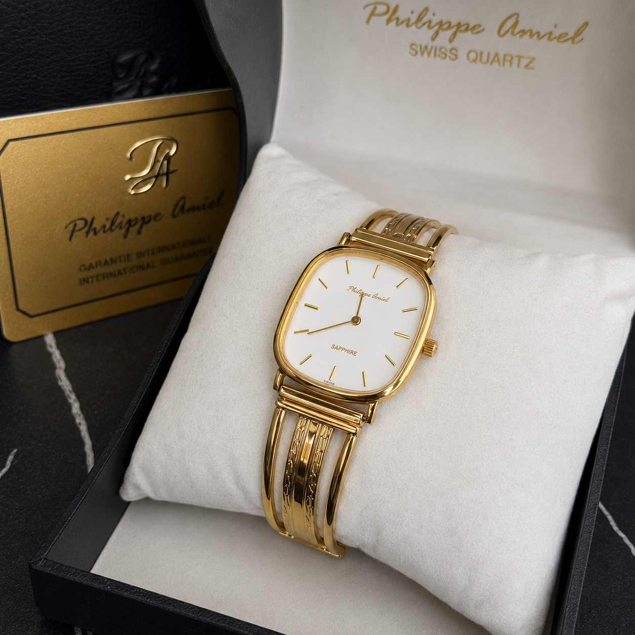 Philippe Amiel M1379 AZ Reloj para Hombre Dorado con Brazalete Bañado en Oro 18K