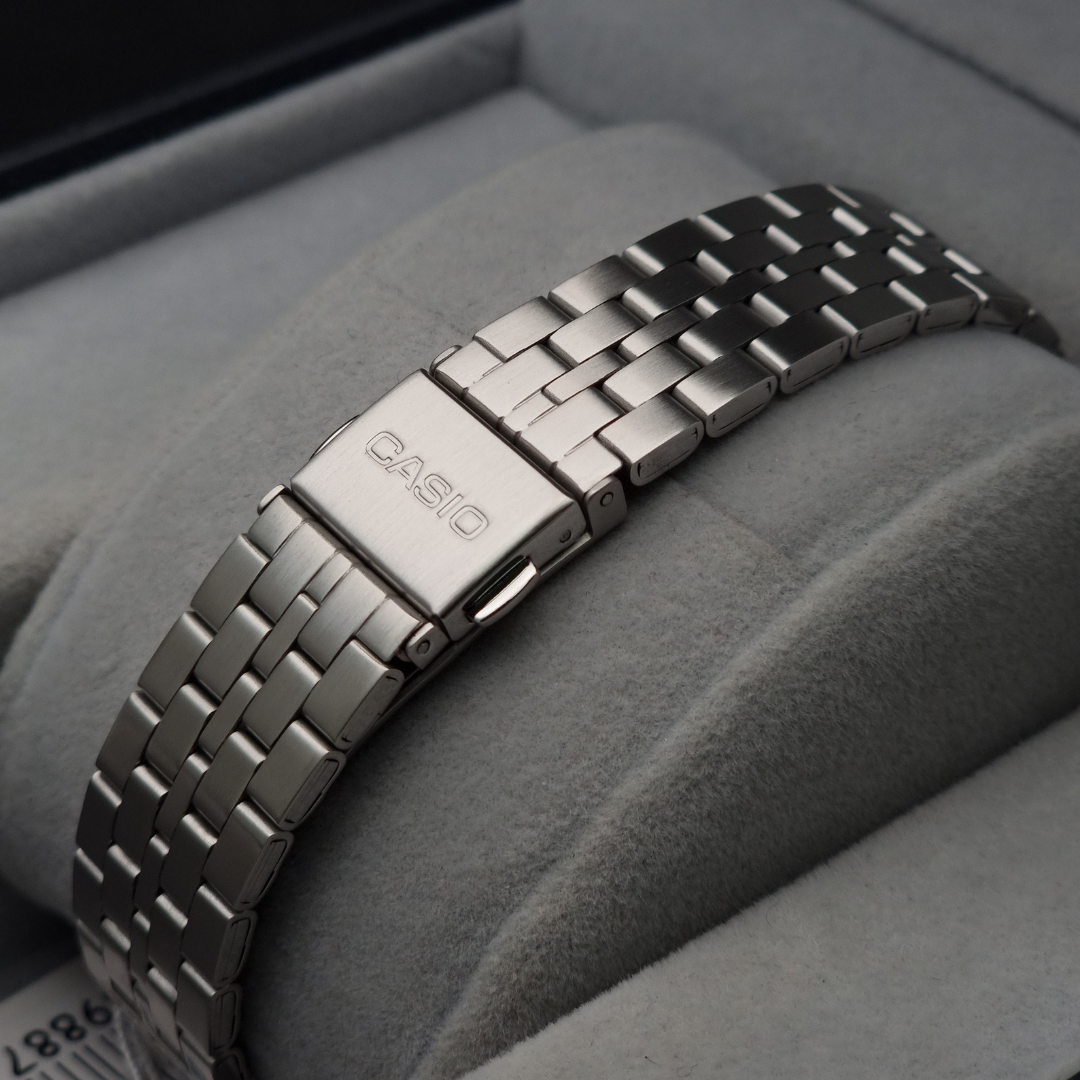 RELOJ CASIO MTP-B146D-1A ACERO FONDO NEGRO