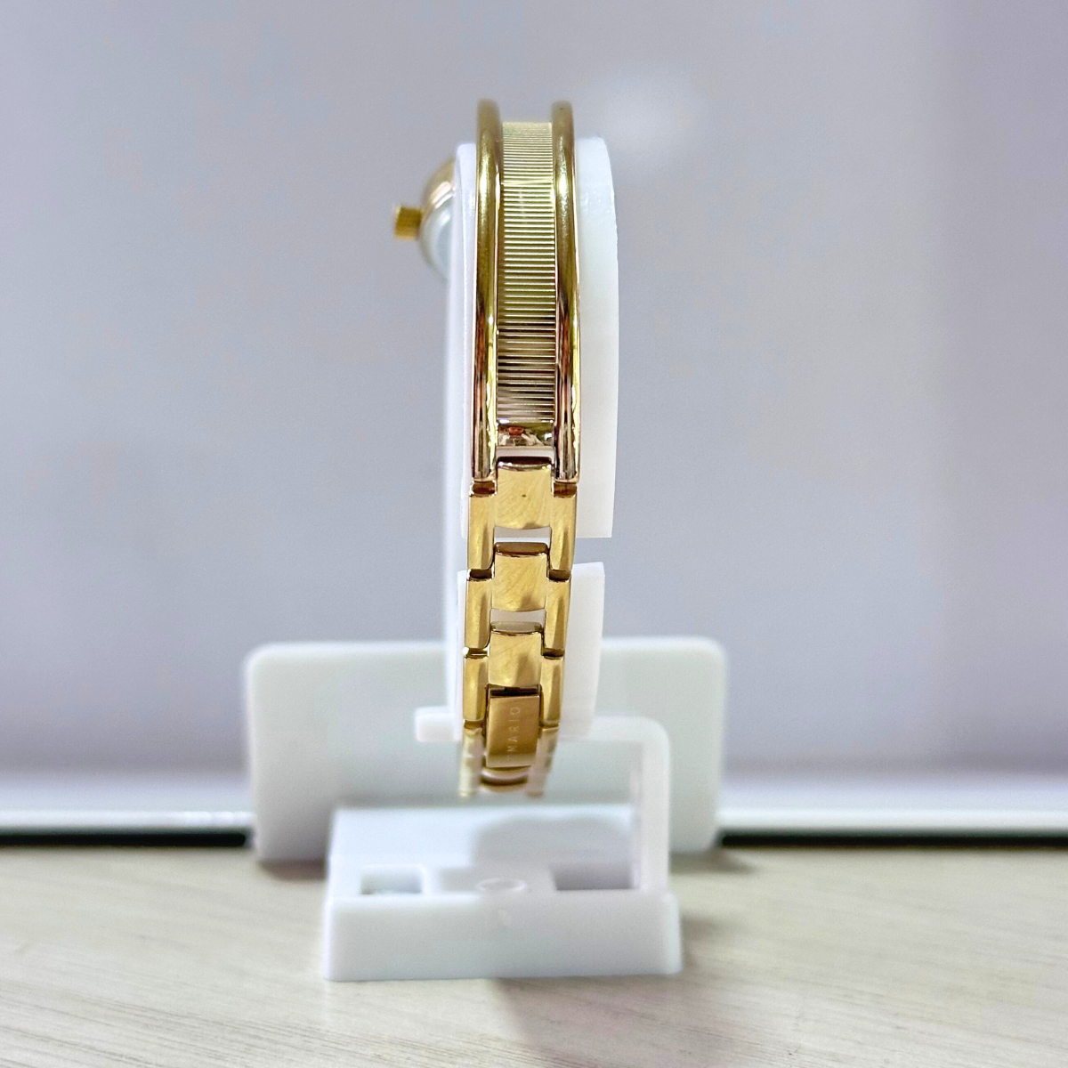RELOJ D'MARIO ZE1300 DORADO TABLERO BLANCO