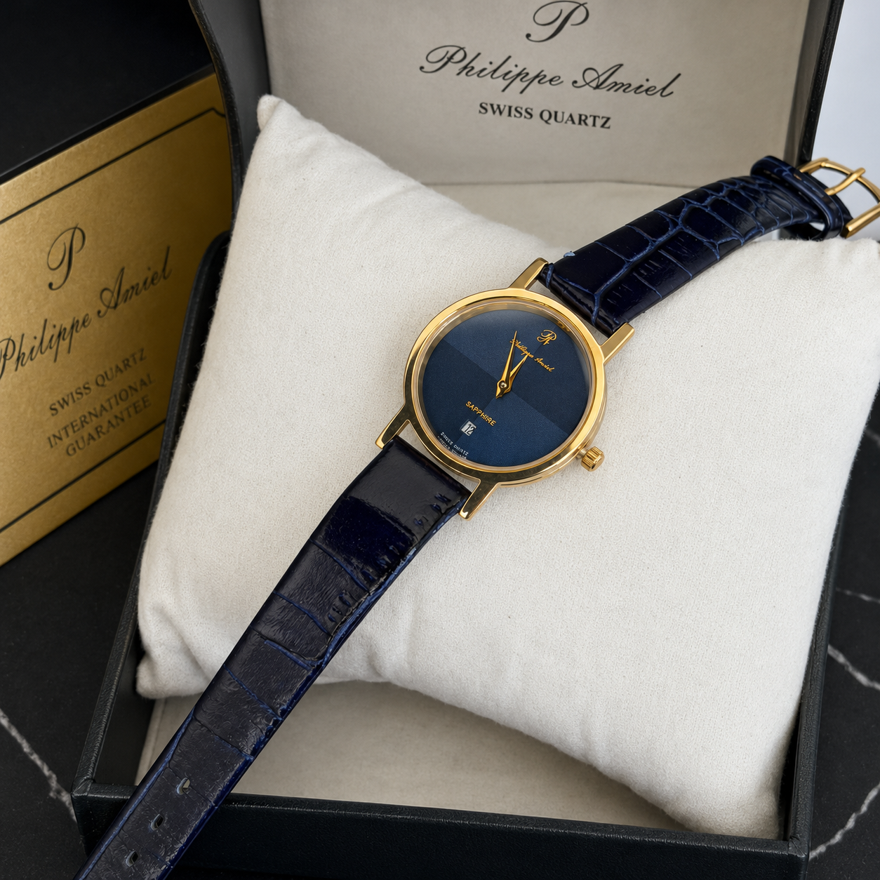 Philippe Amiel F12396 AZ Reloj para Mujer Dorado con Esfera Azul y Correa de Cuero Azul
