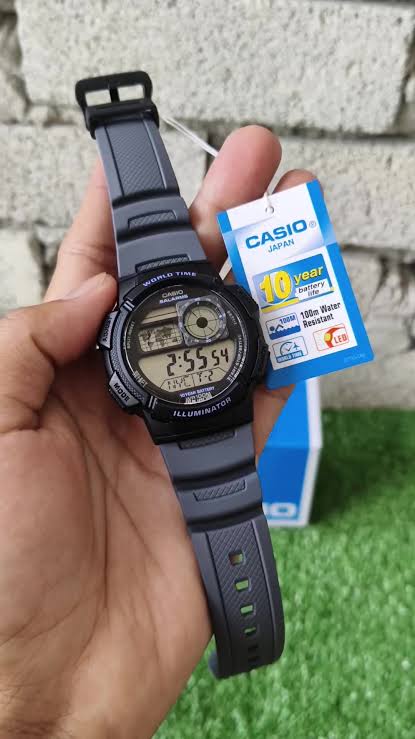 RELOJ CASIO AE-1000W-8A DIGITAL