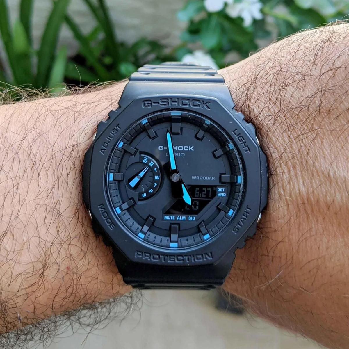 RELOJ CASIO G-SHOCK GA-2100-1A2