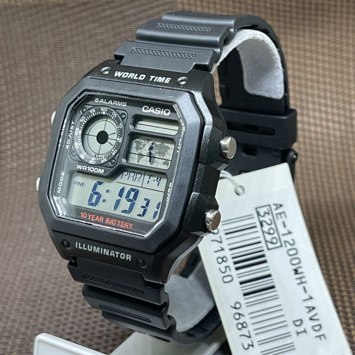 RELOJ CASIO AE-1200WH-1B DIGITAL DEPORTIVO